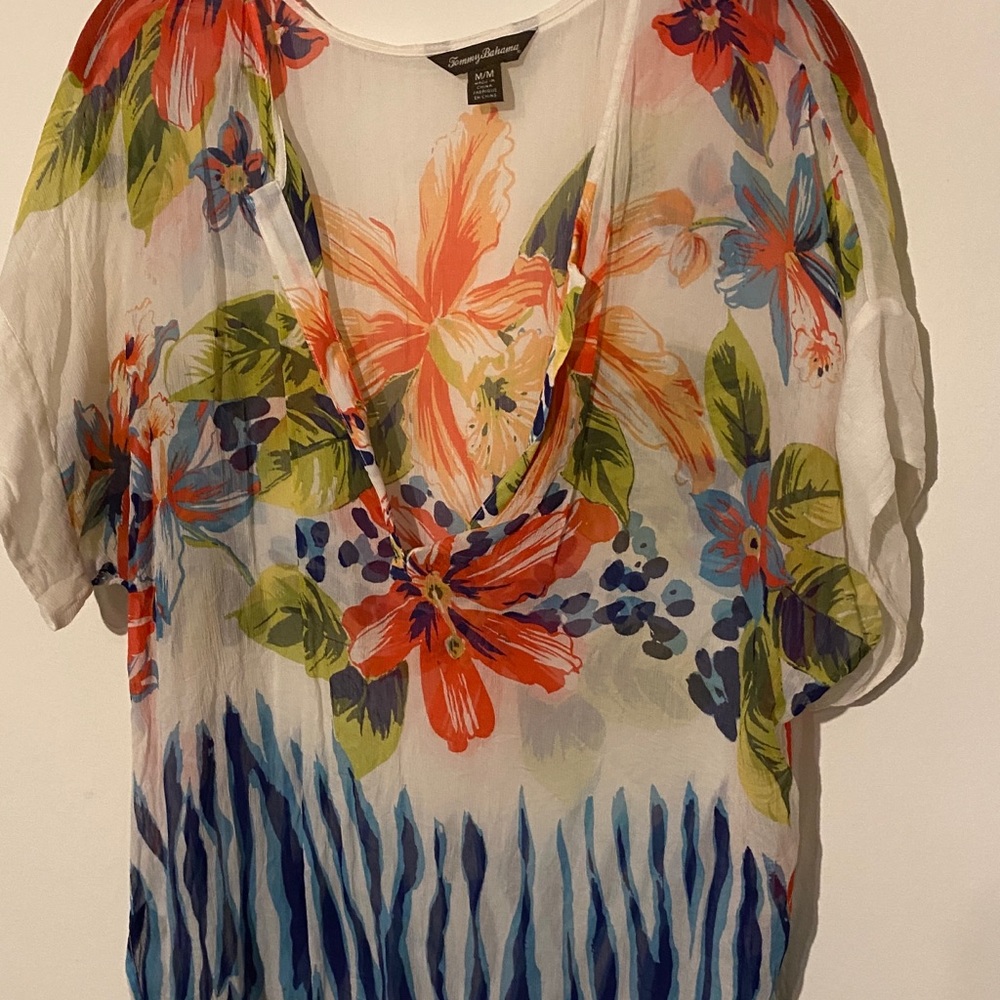 Beautiful light, tropical blouse.